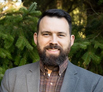 2025 Greg Graves prof photo